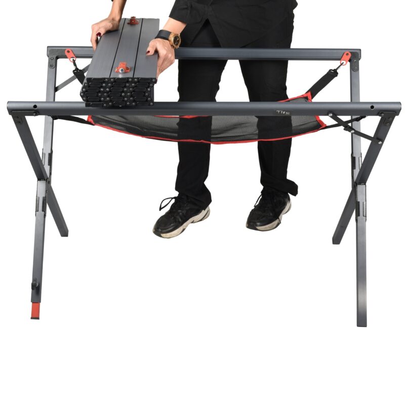 میز آلومینیومی مسافرتی OUTDOOR 4/6 با ابعاد ۱۰۰ در ۷۵ سانتی‌متر